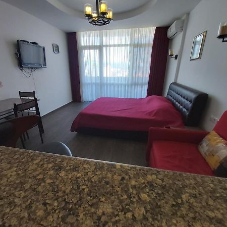 バトゥーミApartament Premium Klassアパートメント エクステリア 写真